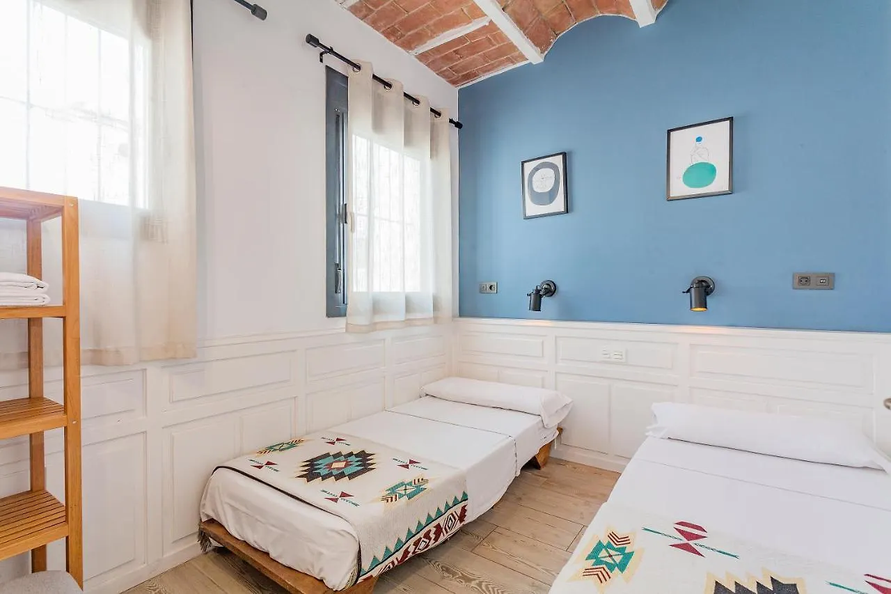 Bird House Hostel Barcelona