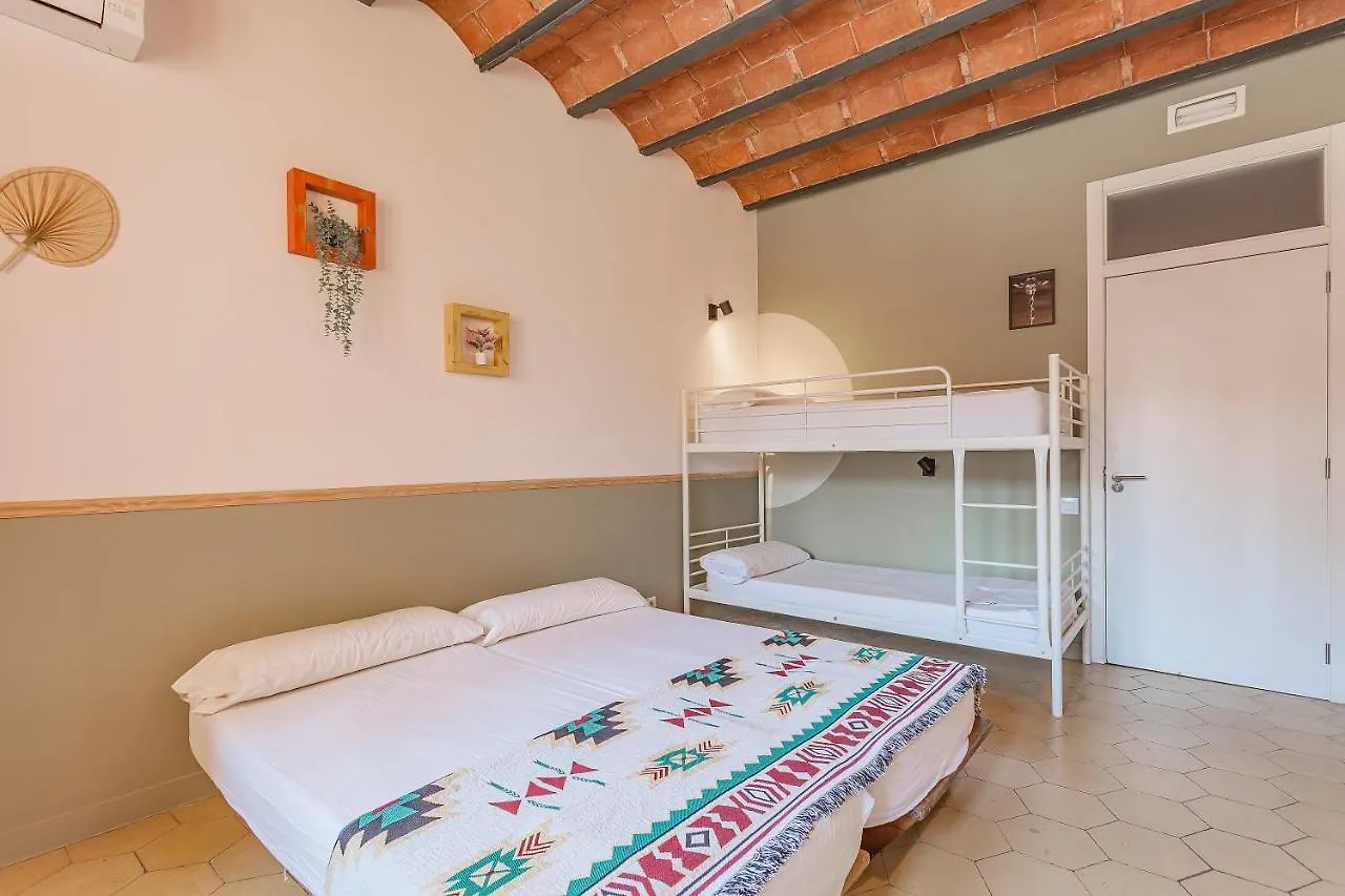 Bird House Hostel Barcelona Spain