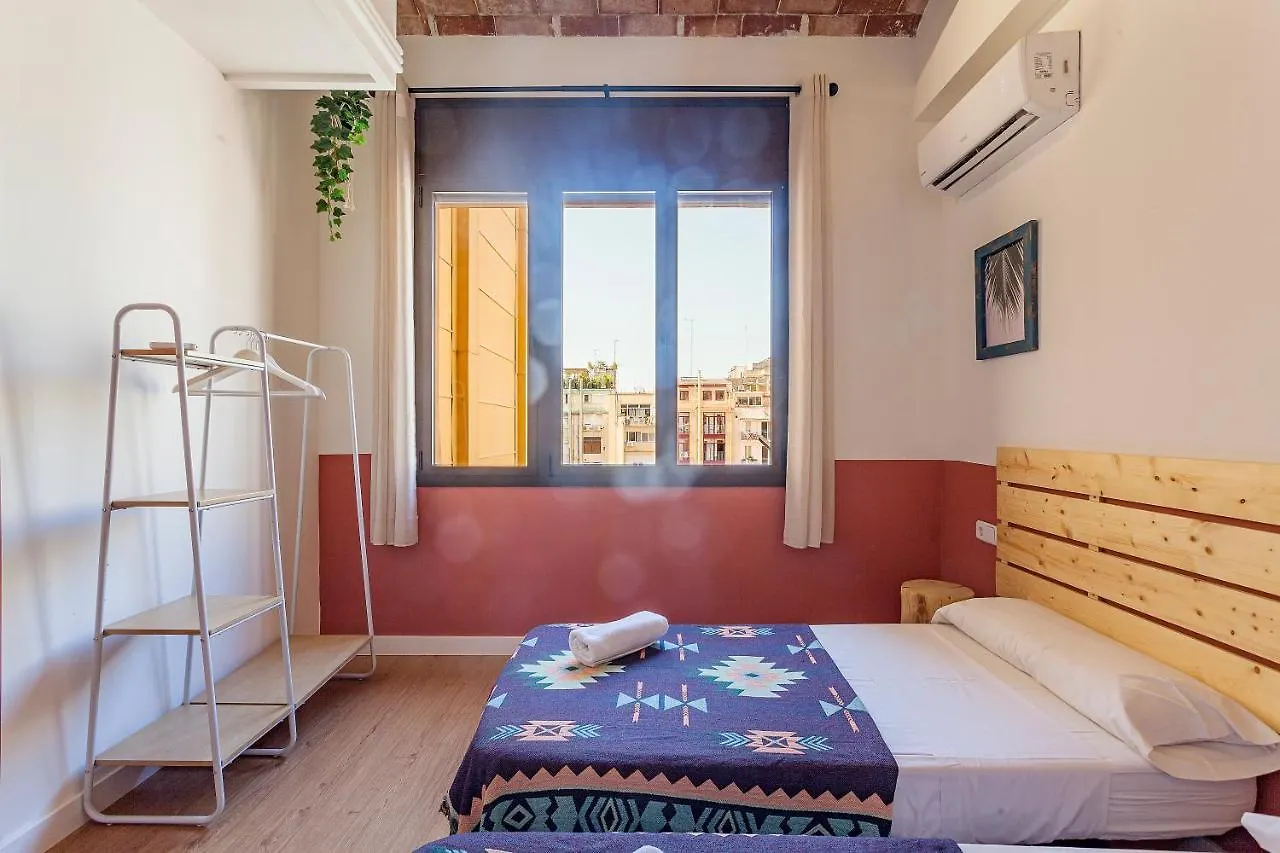 Bird House Hostel Barcelona